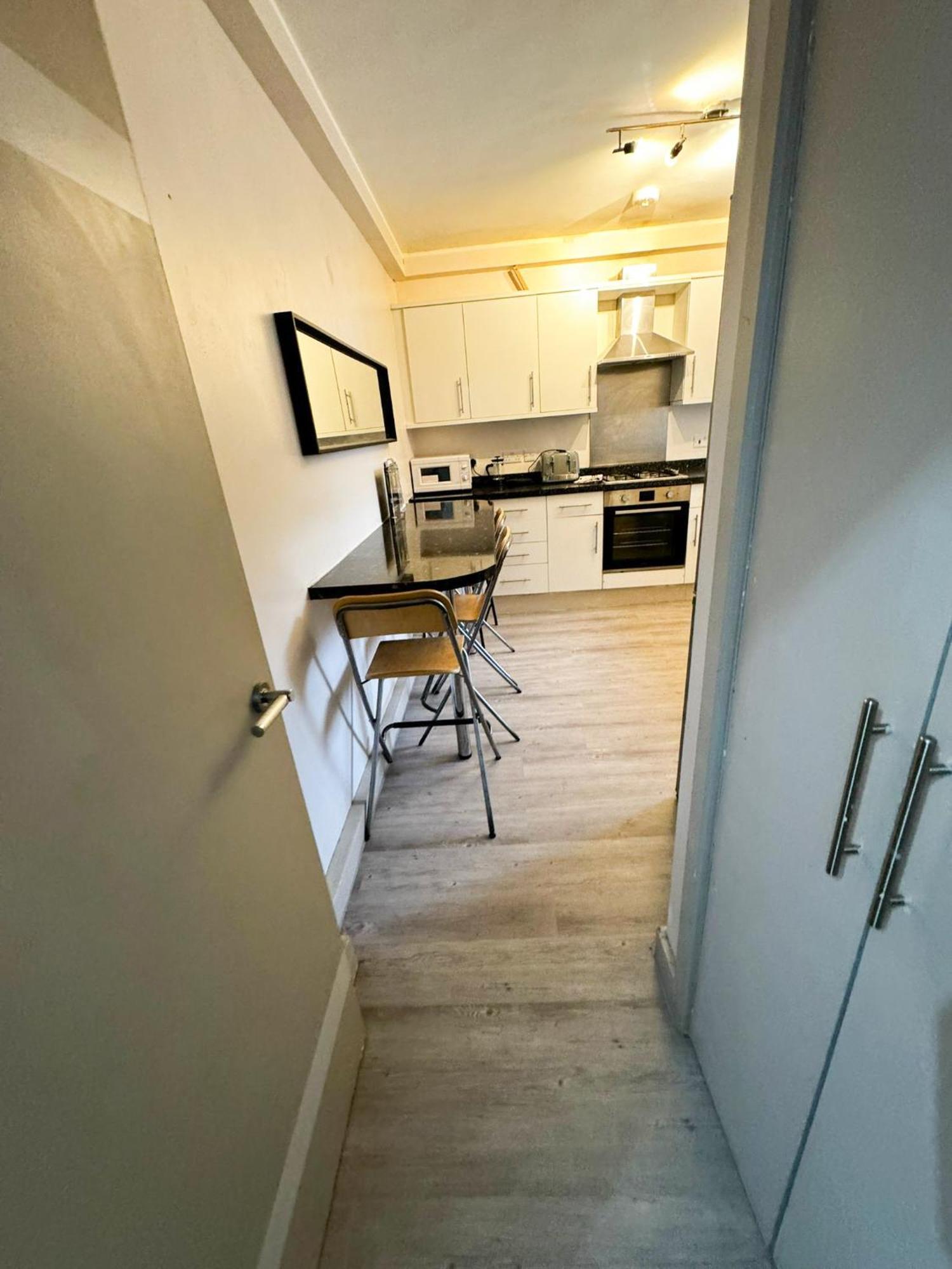 Cricklewood Apartment 런던 외부 사진